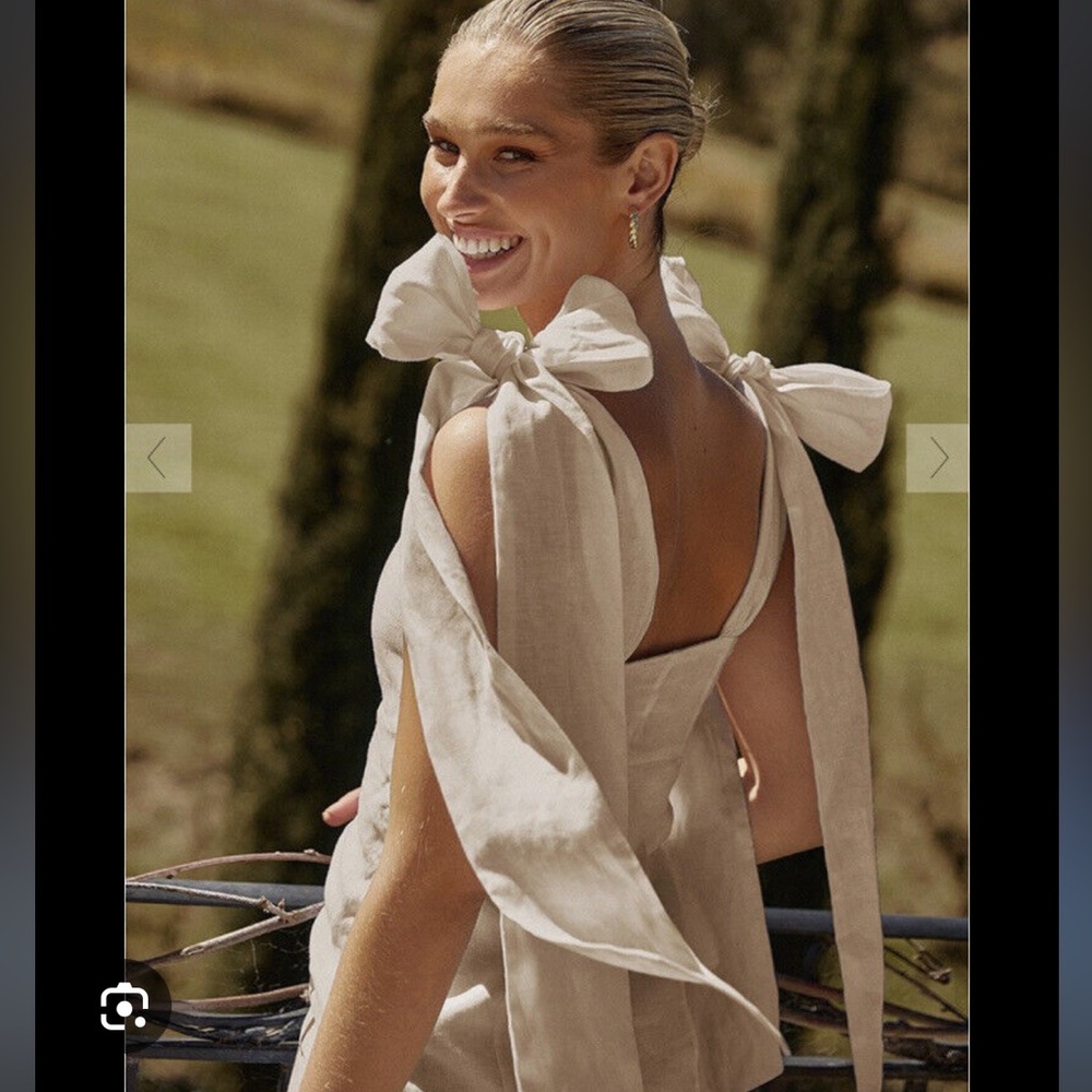 Dissh aisle dress